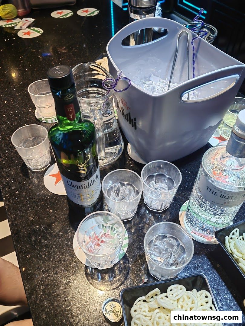 Cash Studio Clarke Quay Central