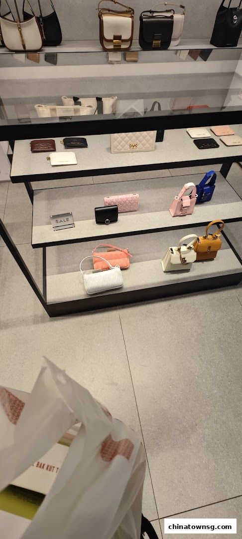 CHARLES  KEITH