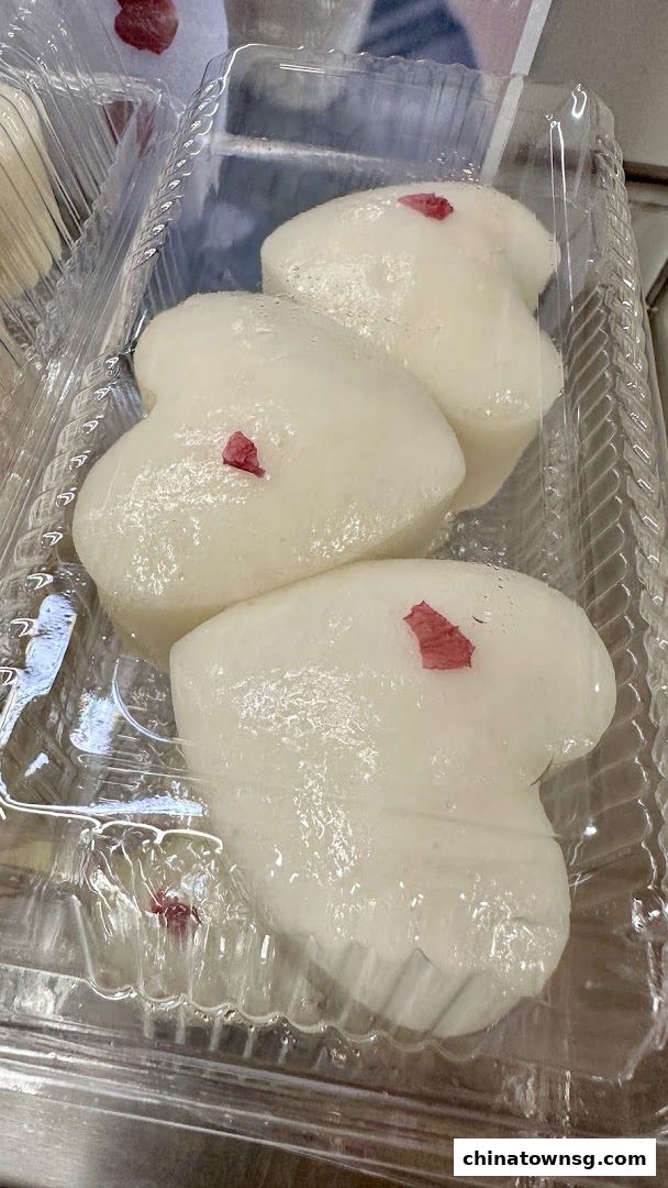 Chef Leungs Authentic Hand-milled Rice Noodle Rolls 粱师傅肠粉