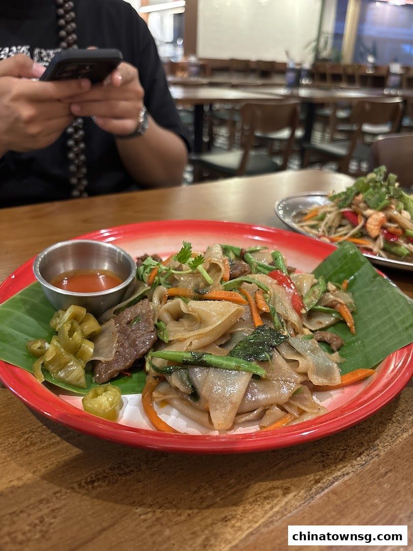 Kra Pow Thai Restaurant Chinatown Point