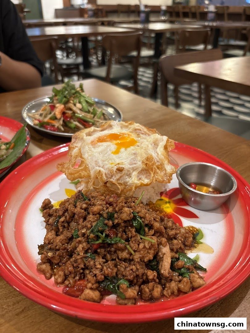 Kra Pow Thai Restaurant Chinatown Point