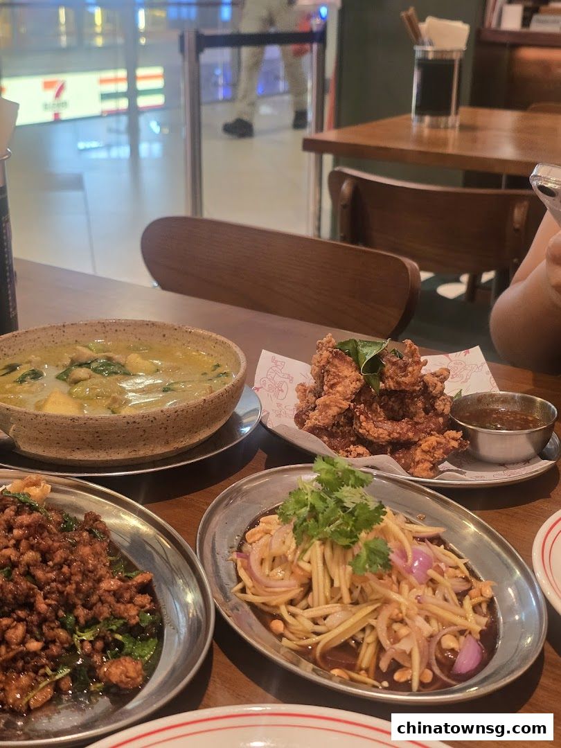 Kra Pow Thai Restaurant Chinatown Point