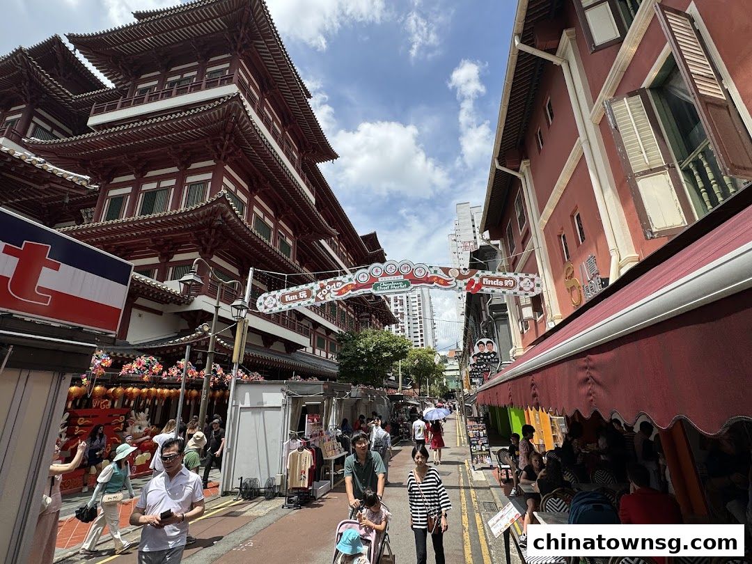 Rooftop Garden, Toothrelic Temple, Chinatown