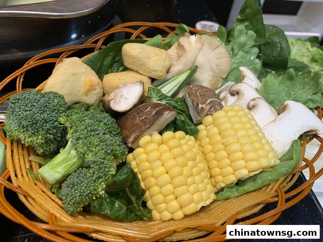 Shi Li Fang Hot Pot  Chinatown Point