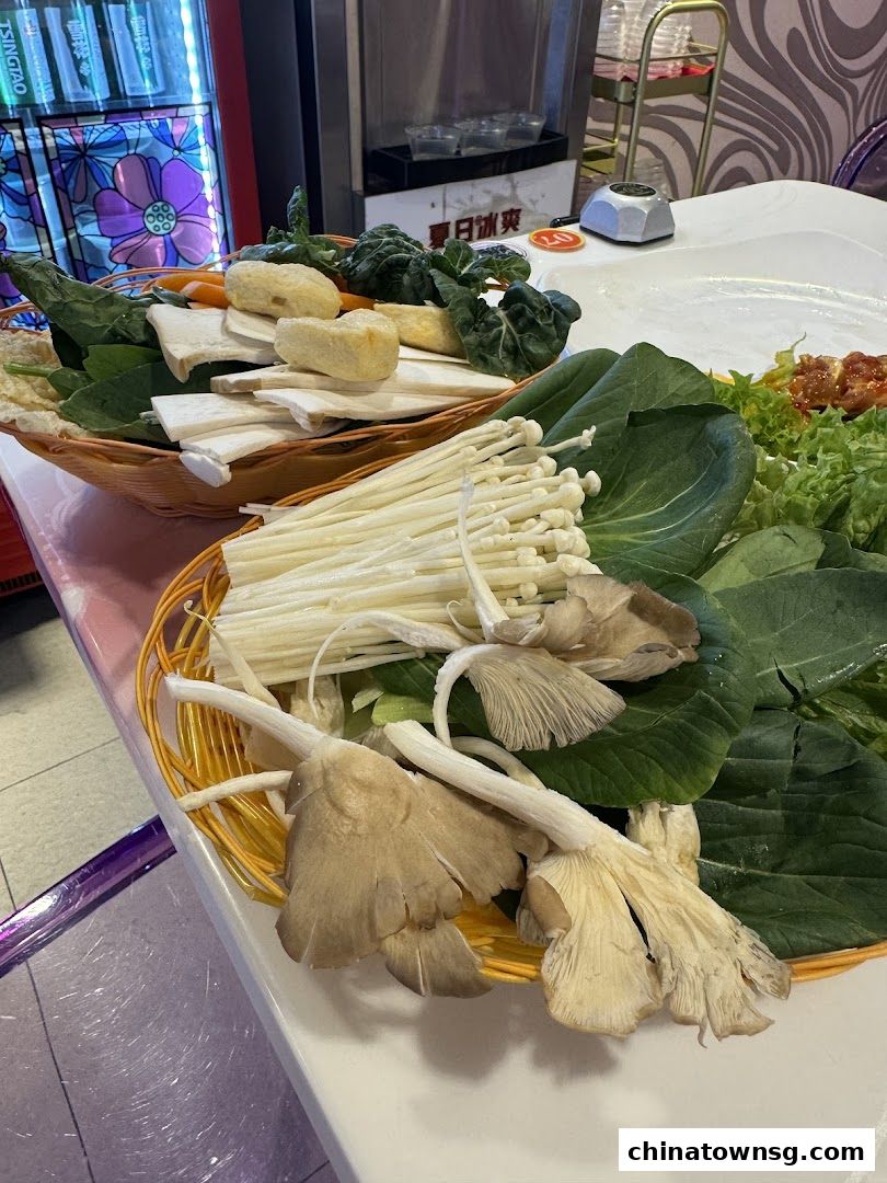 Shi Li Fang Hot Pot  Chinatown Point