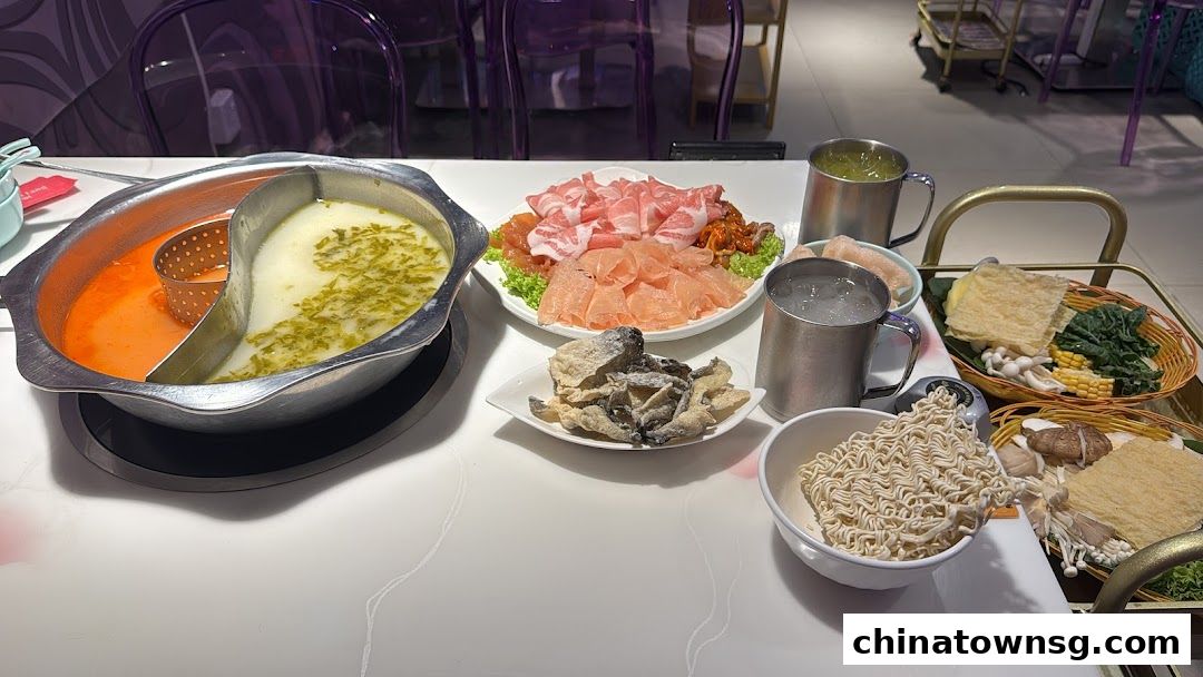 Shi Li Fang Hot Pot  Chinatown Point