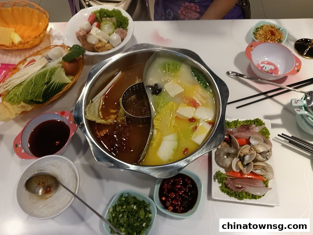 Shi Li Fang Hot Pot  Chinatown Point