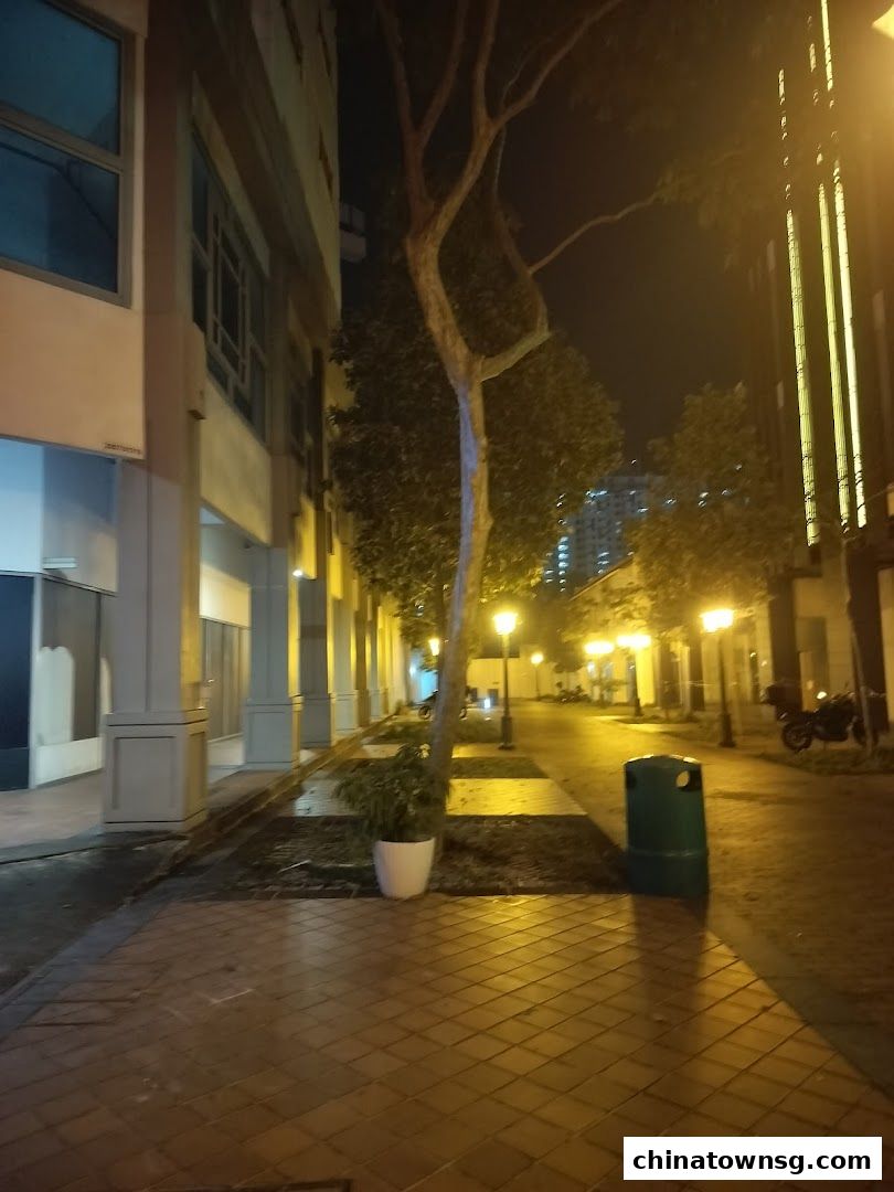 The Riverside Piazza
