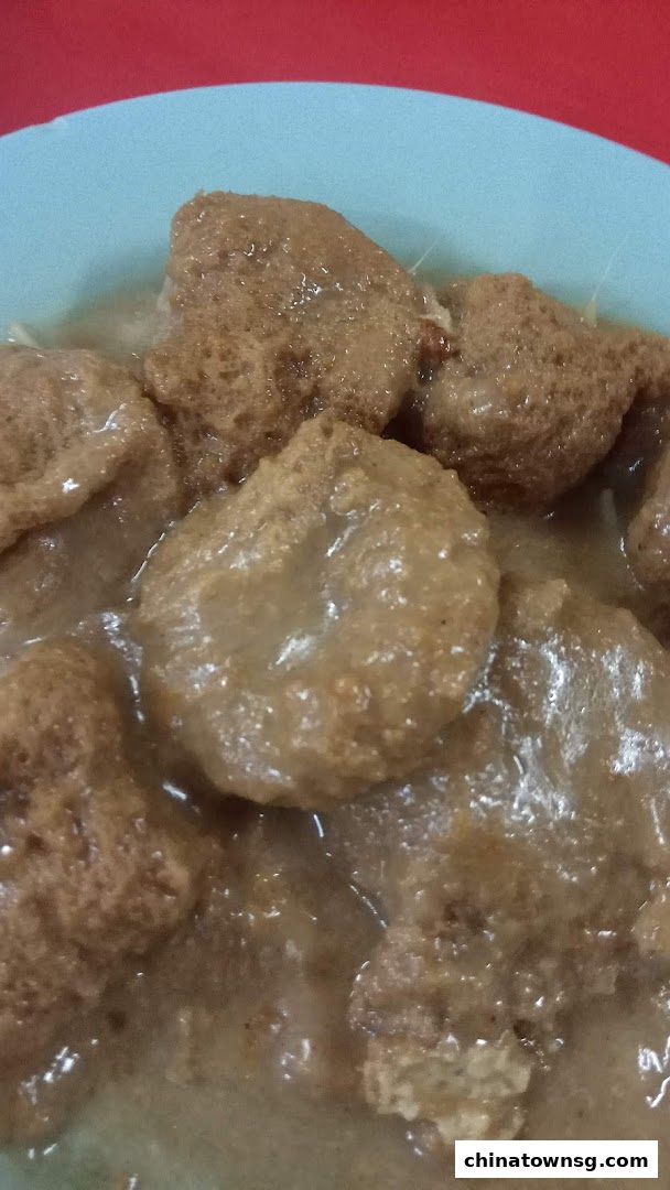 Yuet Loy Cooked Food