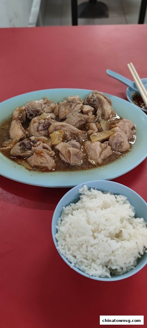 Yuet Loy Cooked Food