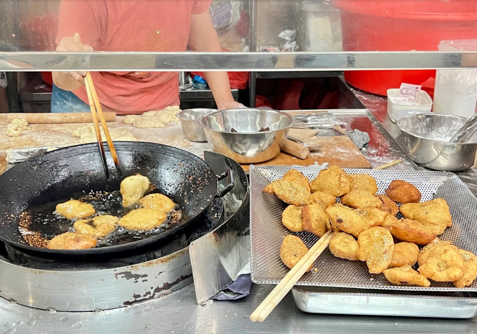 China Street Hum Jin Pang stallfront at Maxwell Food Centre before the 2026 closure