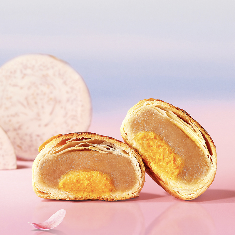 Thye Moh Chan yam with salted egg yolk Teochew mooncakes