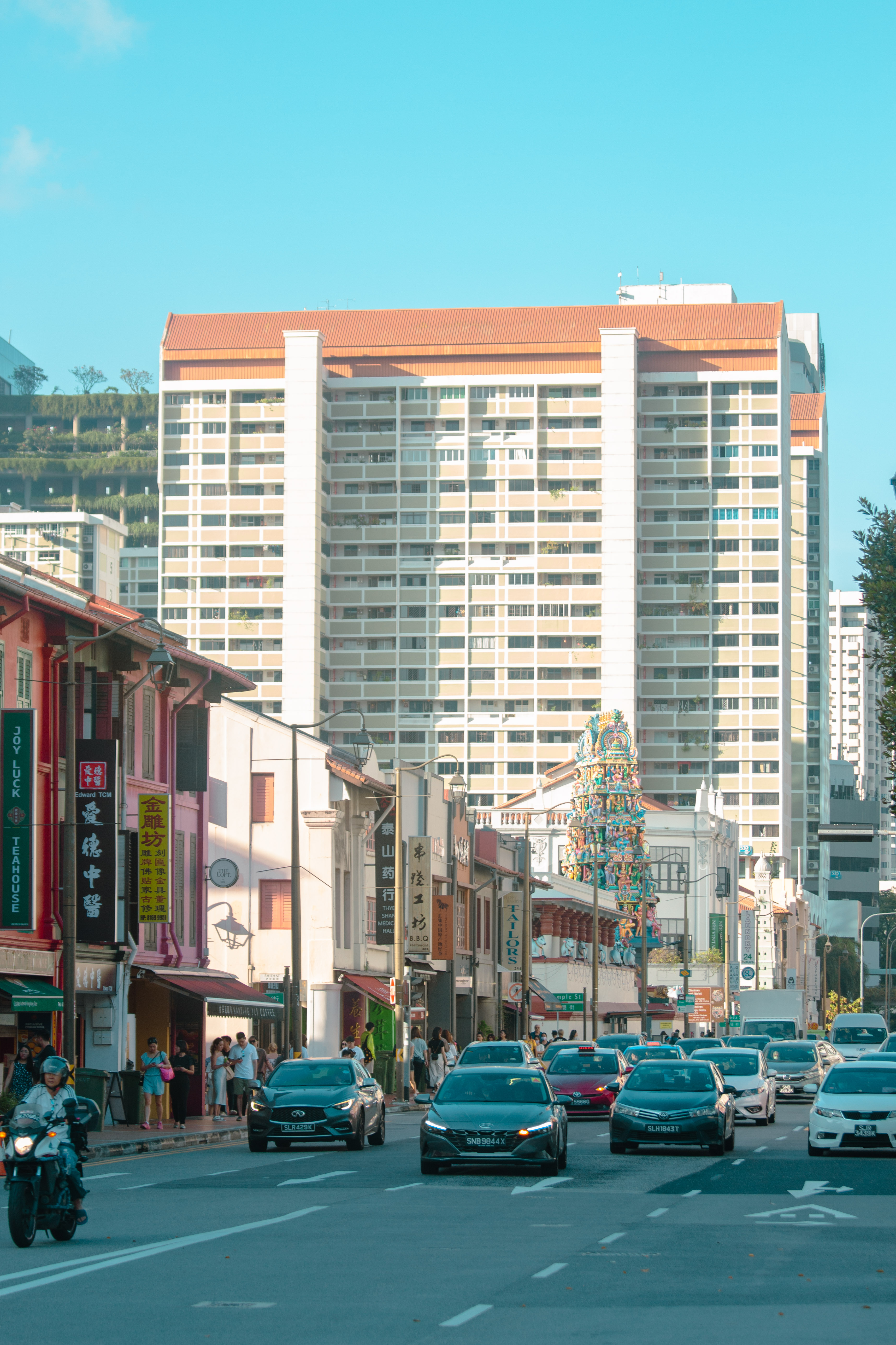 South Bridge Road Chinatown shophouses with Sri Mariamman Temple visible